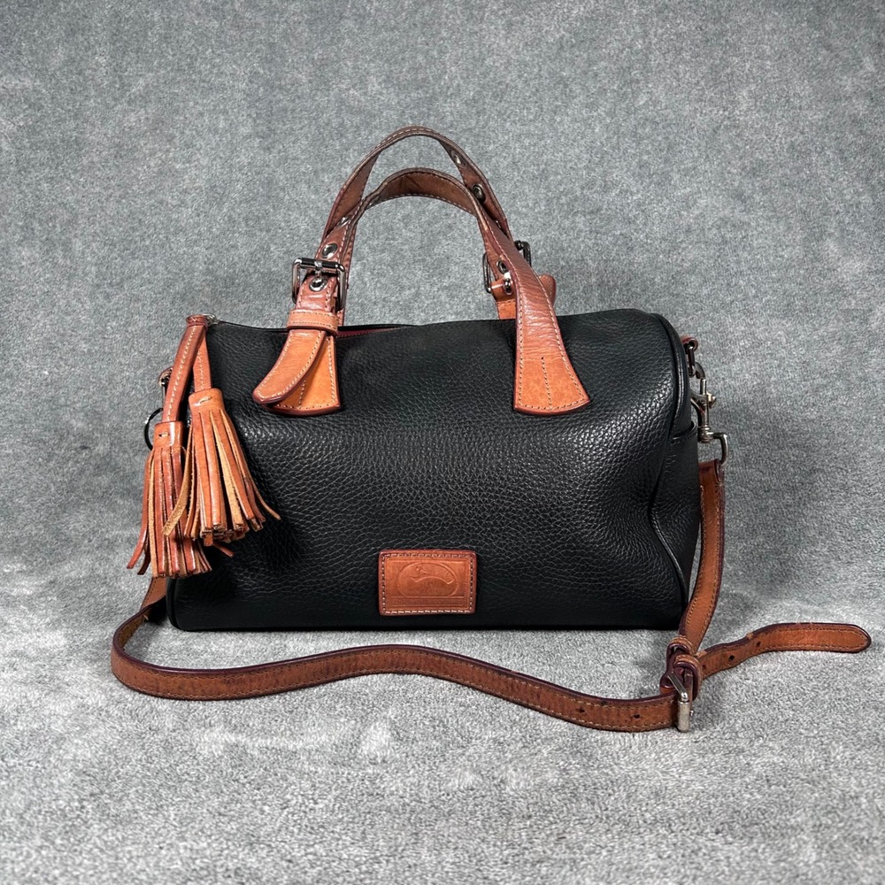VTG Dooney & Bourke Barrel Satchel Purse Black Pebbled Leather Tan Tassel Bag